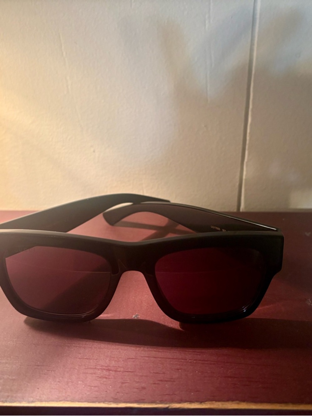 Authentic Gucci Sunglasses - Picture 6 of 10